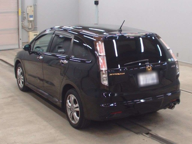 Honda STREAM 2010 8137043-6