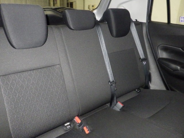 Suzuki SWIFT 2024 8135874-8