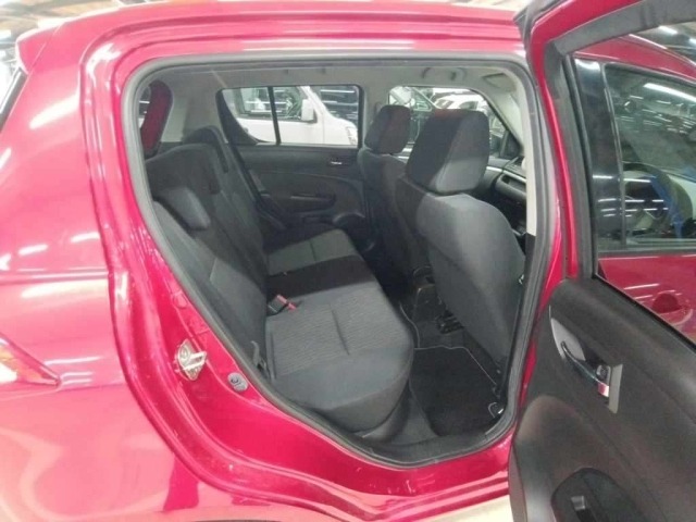 Suzuki SWIFT 2012 8135891-12