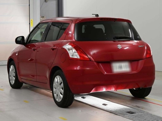 Suzuki SWIFT 2012 8135891-6