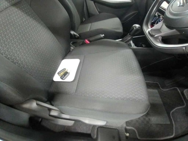 Suzuki SWIFT 2019 8135892-10