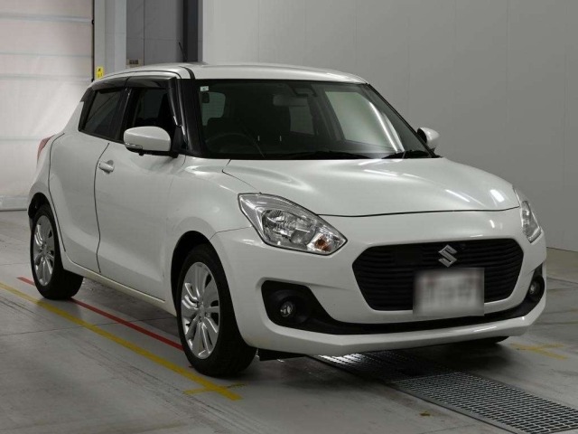 Suzuki SWIFT 2019 8135892-5