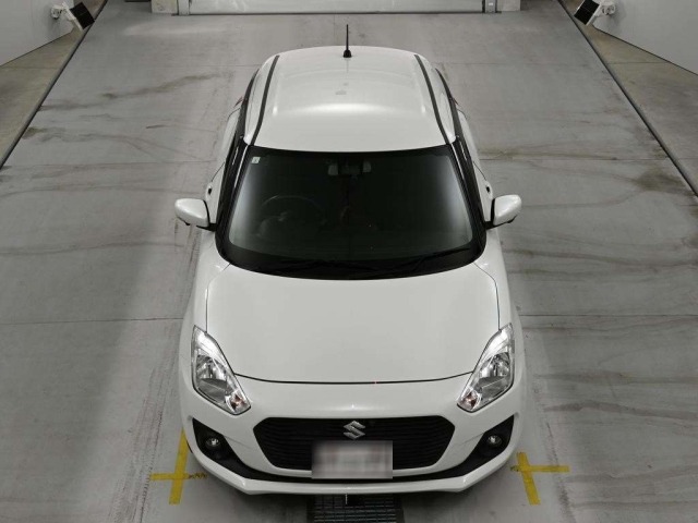 Suzuki SWIFT 2019 8135892-7