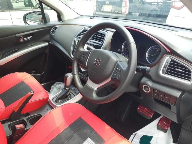 Suzuki SX4 2020 8137217-9