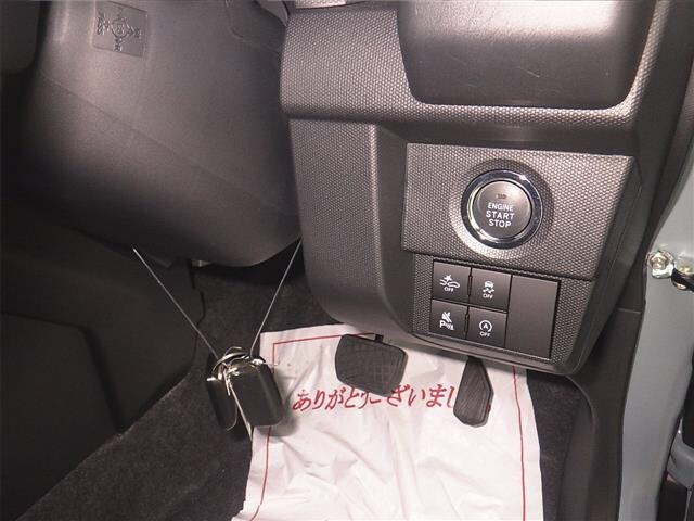 Daihatsu TAFT 2025 8138301-8
