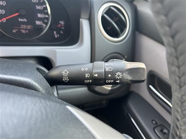 Mazda VERISA 2012 8137178-5