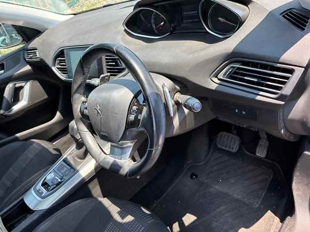 Peugeot 308 2016 8141799-3
