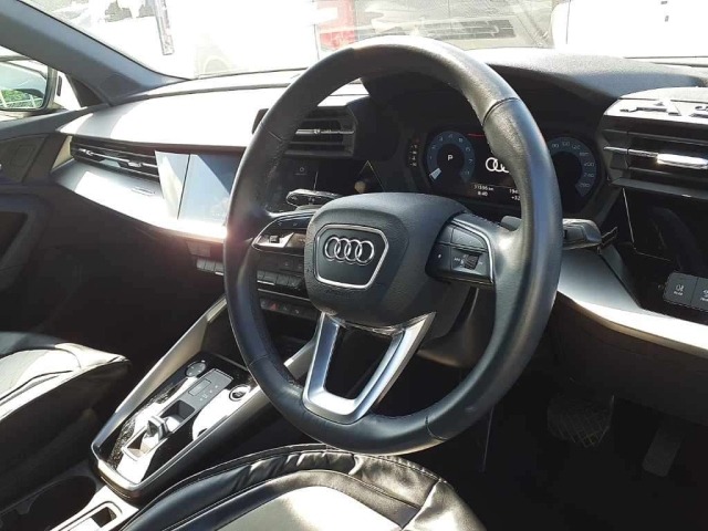 Audi A3 2021 8140228-7