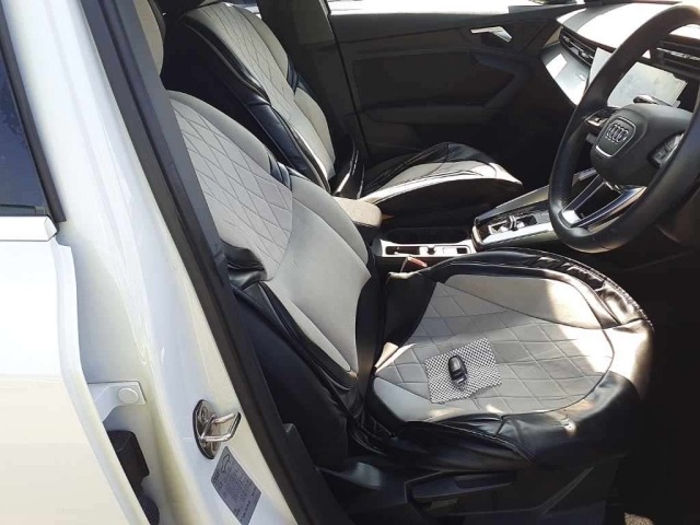 Audi A3 2021 8140228-8