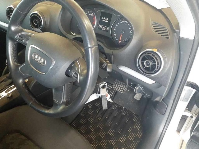 Audi A3 2013 8140343-9
