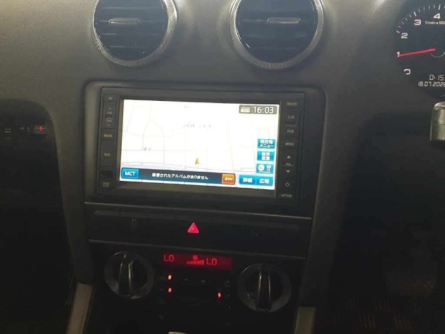 Audi A3 2011 8140344-12