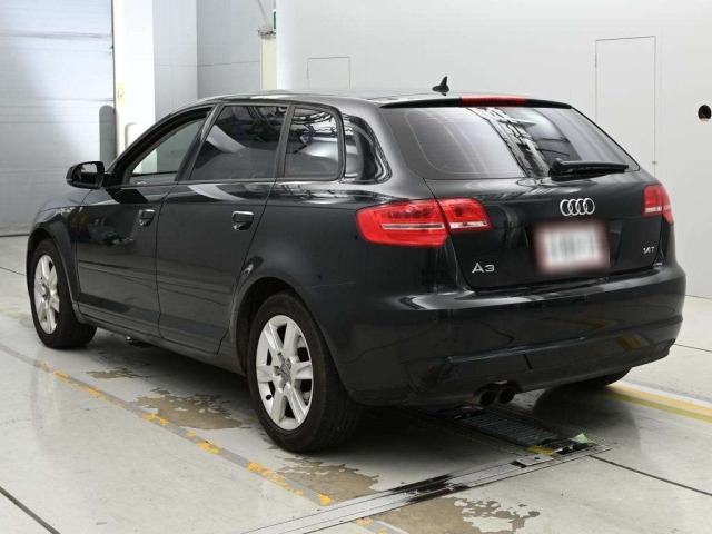 Audi A3 2011 8140344-6