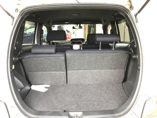 Toyota BB 2008 8143246-7
