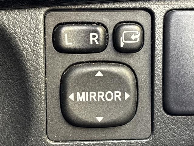 Toyota BB 2012 8143262-1