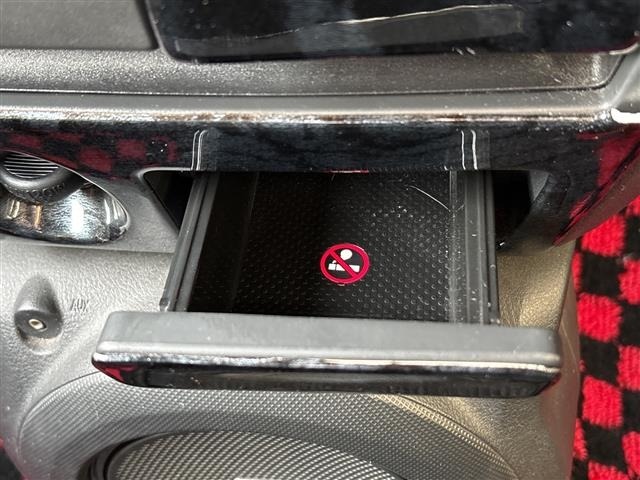 Toyota BB 2012 8143262-22