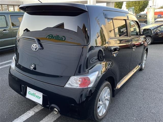 Toyota BB 2011 8143270-1