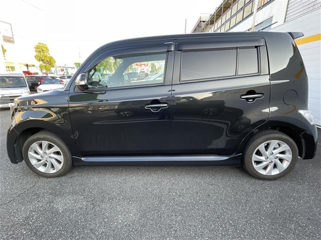 Toyota BB 2011 8143270-19