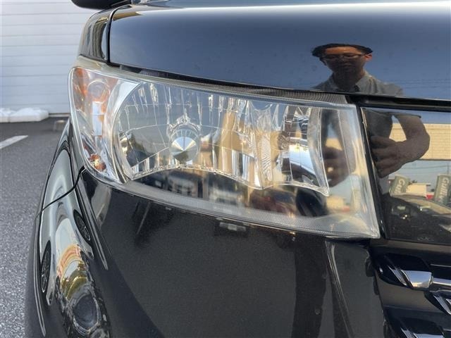 Toyota BB 2011 8143270-21