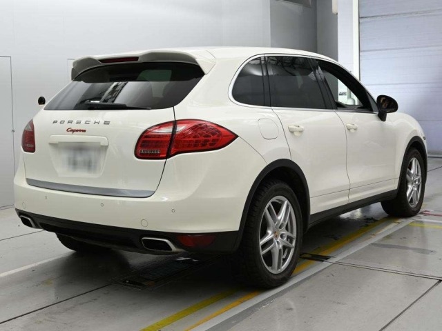 Porsche CAYENNE 2010 8141798-1
