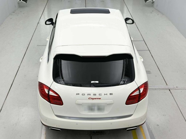 Porsche CAYENNE 2010 8141798-8