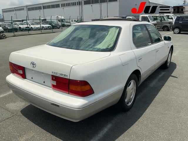 Toyota CELSIOR 1997 8138537-6