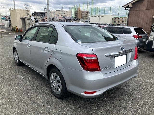 Toyota COROLLA AXIO 2021 8147532-1