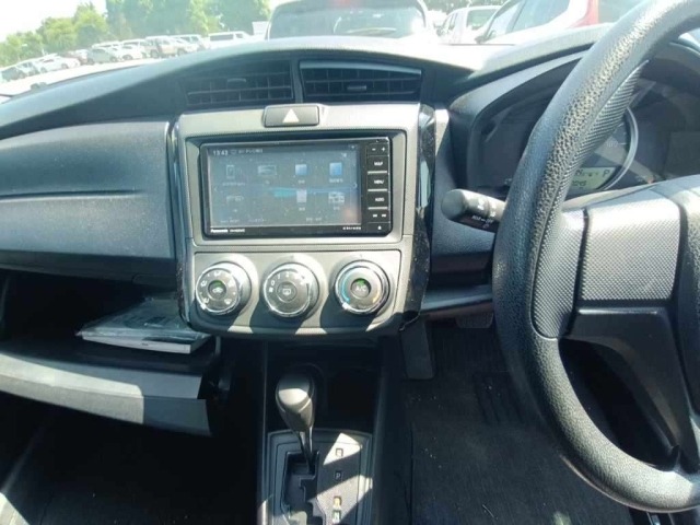 Toyota COROLLA AXIO 2018 8147556-11