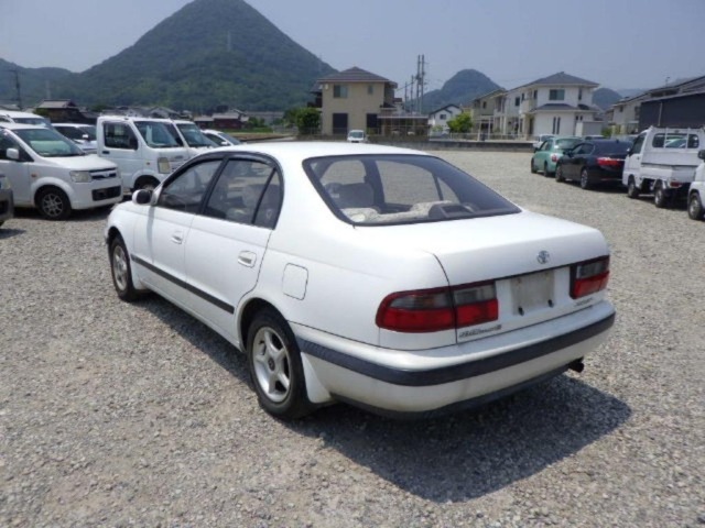 Toyota CORONA 1995 8138635-1