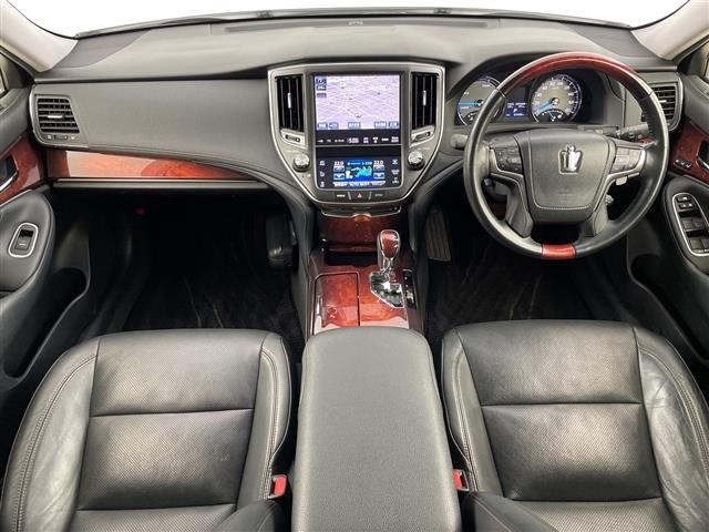Toyota CROWN MAJESTA 2015 8150890-14