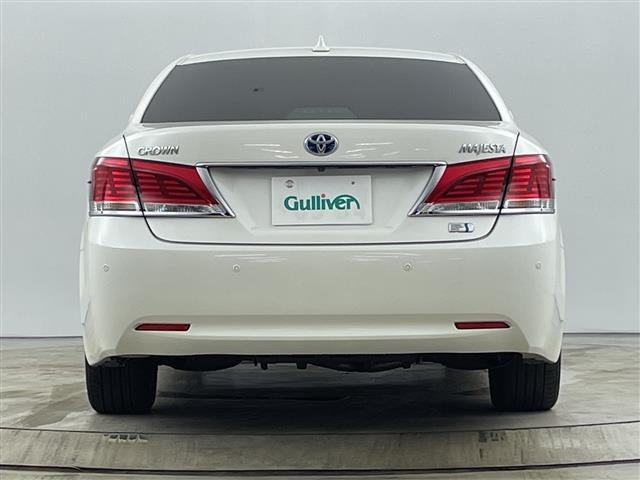 Toyota CROWN MAJESTA 2015 8150890-4