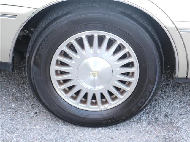Toyota CROWN MAJESTA 1997 8150905-1