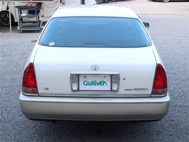 Toyota CROWN MAJESTA 1997 8150905-17