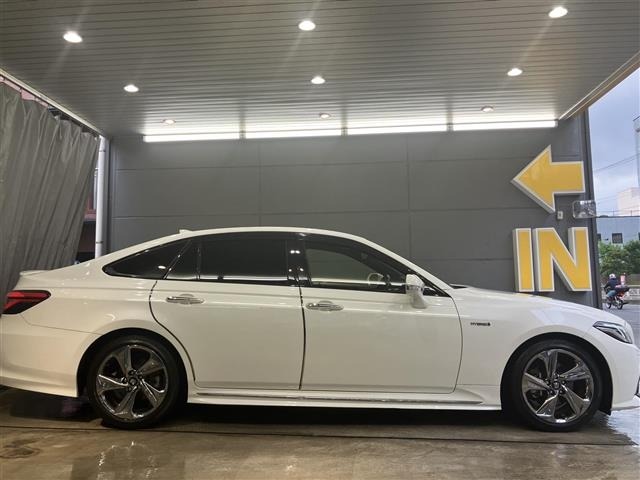 Toyota CROWN 2018 8149978-9