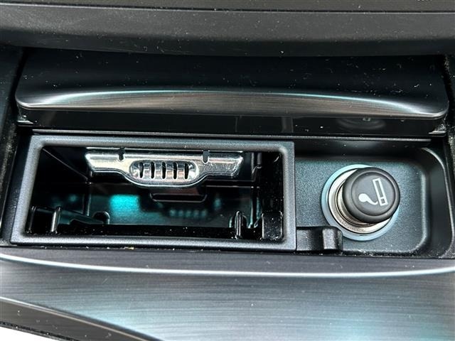 Toyota CROWN 2009 8150003-11