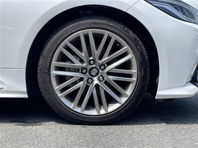 Toyota CROWN 2022 8150004-9