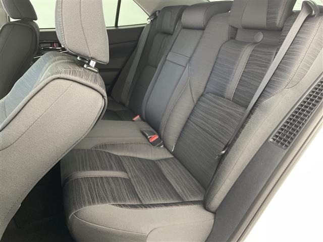 Toyota CROWN 2015 8150006-11