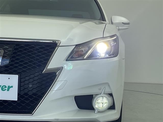 Toyota CROWN 2015 8150006-12