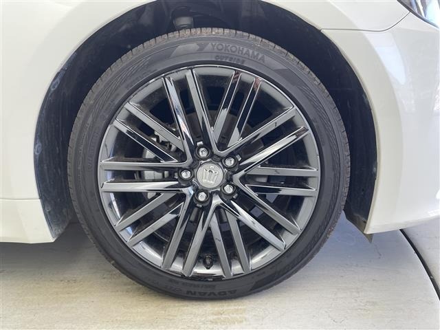 Toyota CROWN 2015 8150006-20