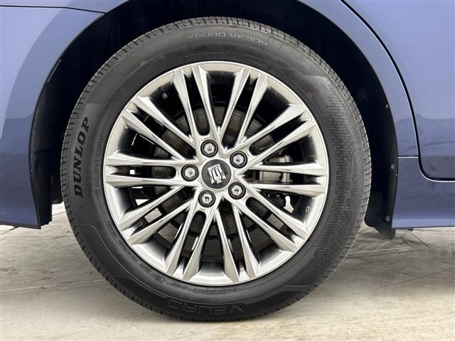 Toyota CROWN 2021 8150009-6