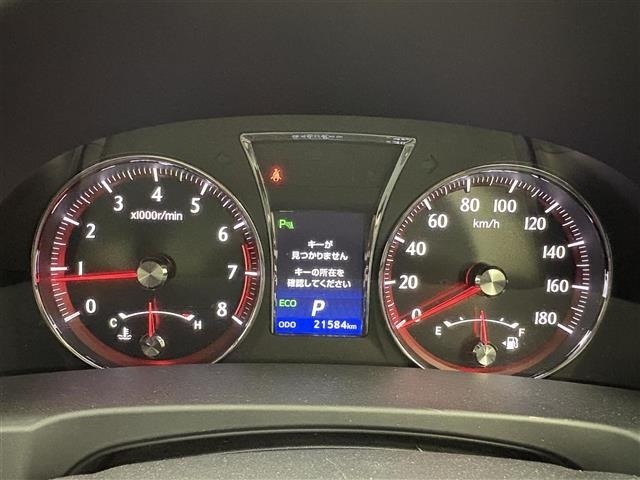 Toyota CROWN 2015 8150010-18