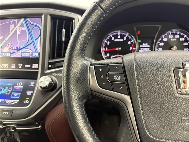 Toyota CROWN 2015 8150010-19