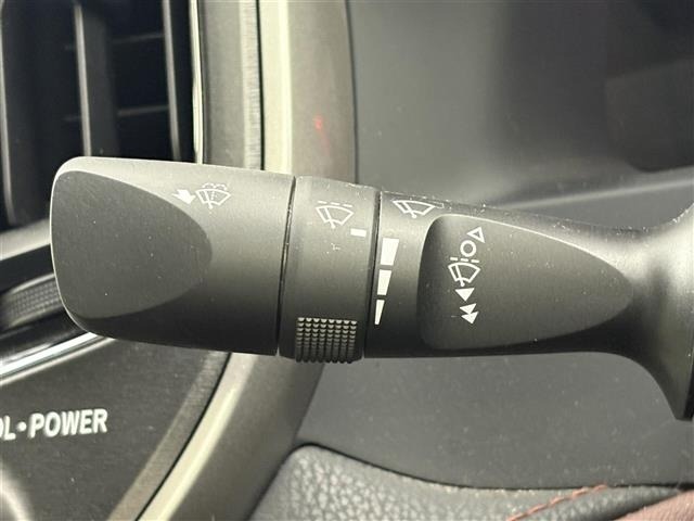 Toyota CROWN 2015 8150010-21