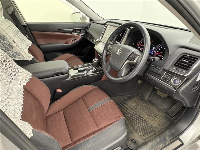 Toyota CROWN 2015 8150010-4