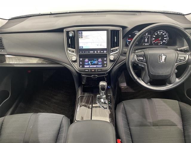 Toyota CROWN 2015 8150021-14