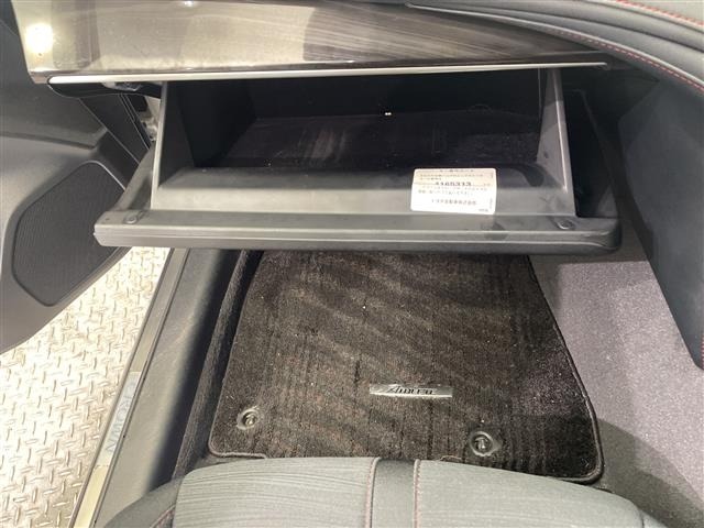 Toyota CROWN 2015 8150021-22