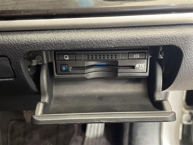 Toyota CROWN 2015 8150021-3