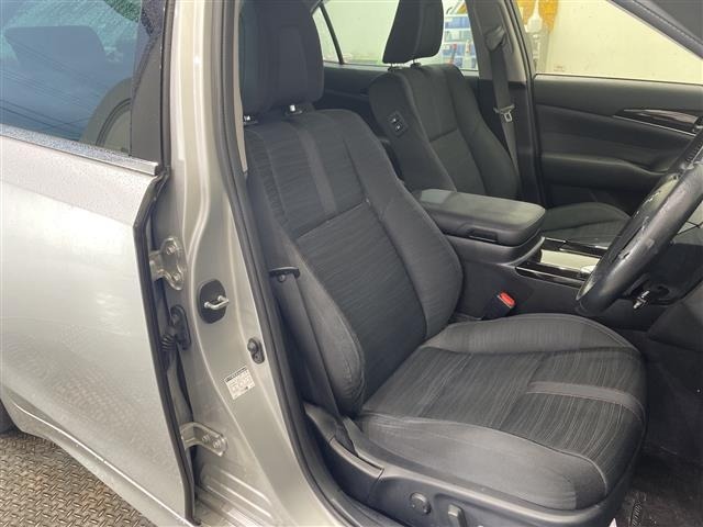 Toyota CROWN 2015 8150021-6