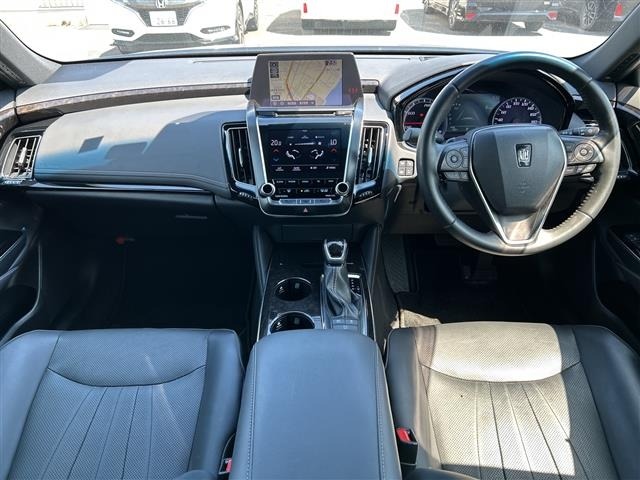 Toyota CROWN 2020 8150040-14