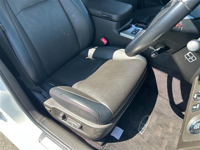 Toyota CROWN 2012 8150041-2