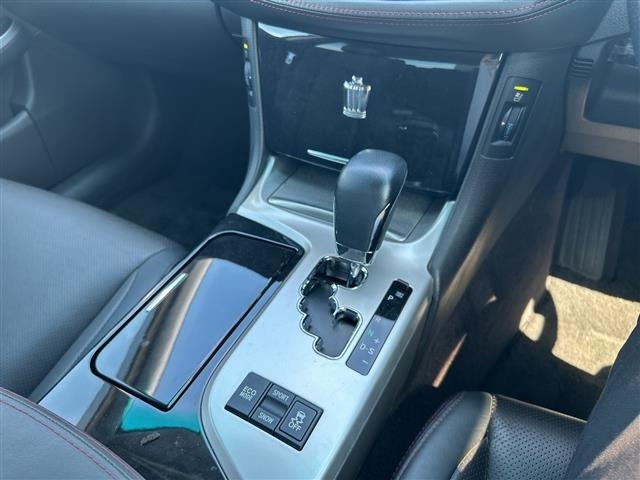 Toyota CROWN 2012 8150041-9